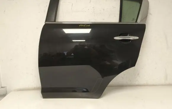 KIA Sportage Rear door