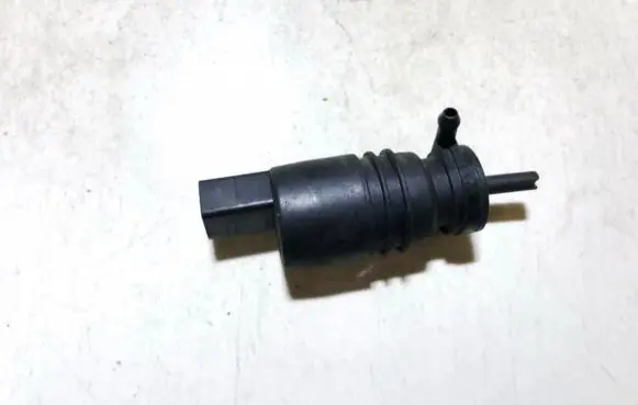 BMW 3 E46 Windscreen/windshield washer pump