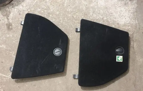 Mercedes-Benz GL X164 Trunk/boot storage box wall 