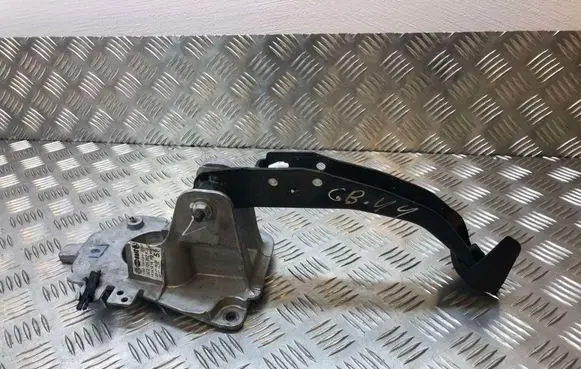 Volkswagen PASSAT B6 Brake pedal 3C2721057F