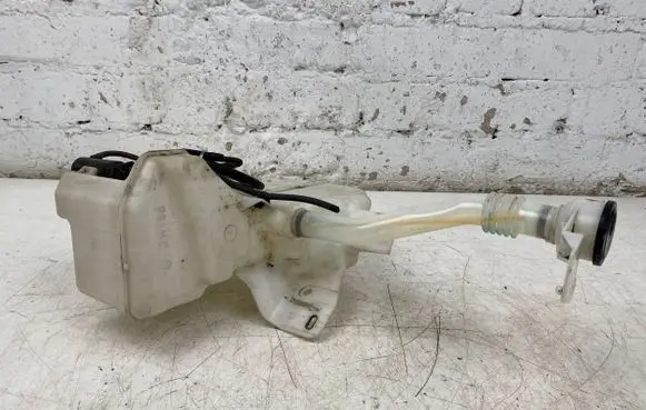 Toyota Prius Prime Windshield washer fluid reservoir/tank 060851613