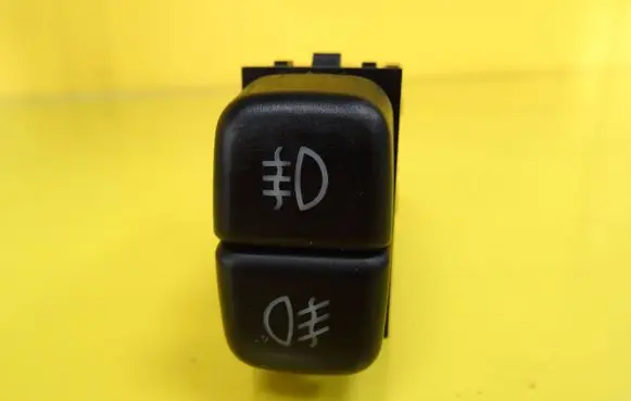 Mitsubishi Space Star Fog light switch MR270320