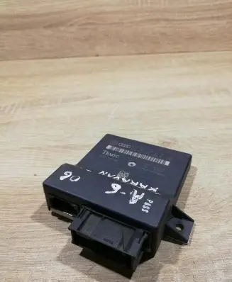 Audi A6 S6 C6 4F Gateway control module 4f0907468d
