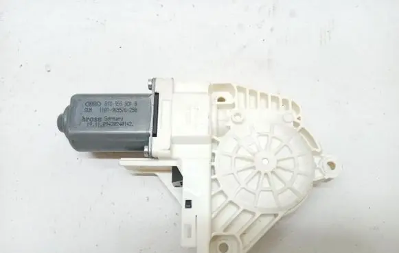 Audi A5 8T 8F Front door window regulator with motor 8T0959801B