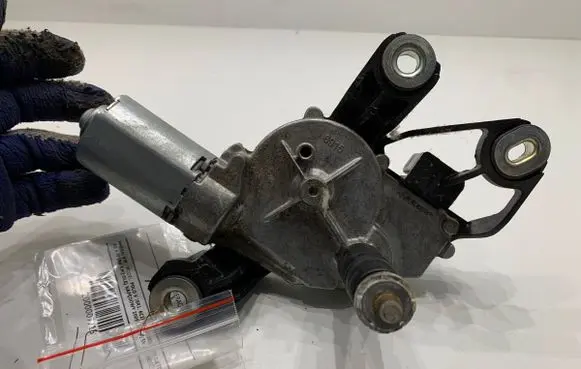 Rear window wiper motor
