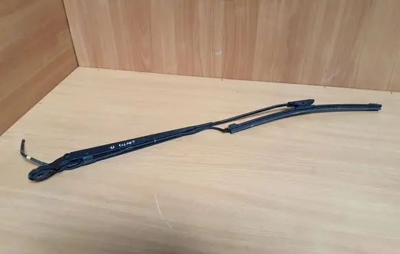 Citroen C4 Cactus Front wiper blade arm 9801706480