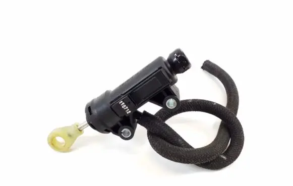 BMW X1 E84 Clutch master cylinder 9231129