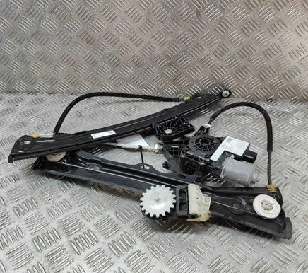 BMW 2 F44 Front door electric window regulator 9851141