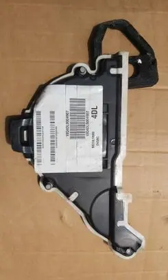 Citroen Berlingo Timing belt guard (cover) 9824675280