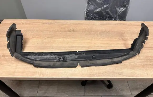 Volvo S60 Radiator trim 31455591
