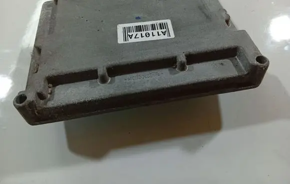 Ford Focus Comfort/convenience module 5M5112A650SD