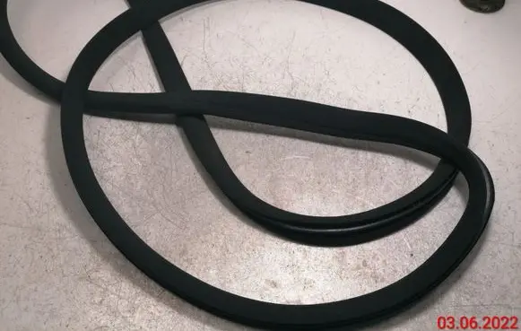 Mercedes-Benz S W221 Rubber seal rear door 