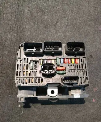 Fiat Scudo Comfort/convenience module 9656086380 S118983004J BSML0400