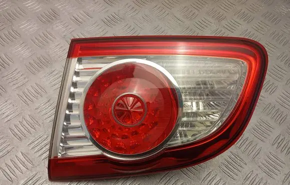 Hyundai Santa Fe Tailgate rear/tail lights 924062B5