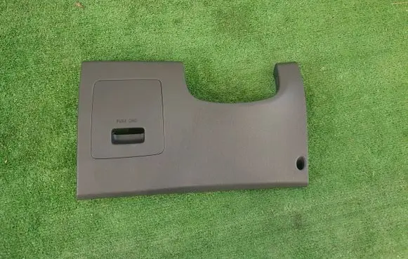 Hyundai i30 Dashboard lower bottom trim panel 84750-G4AA0