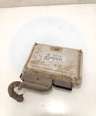 Volkswagen Golf IV Engine control unit/module 038906012M 0281001979 28SA4240
