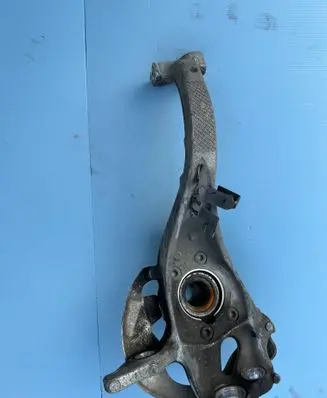 Porsche Macan (95B) Front wheel hub spindle knuckle 95B407254
