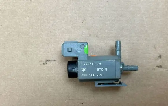 Porsche Panamera (970) Vacuum valve 7PP906270