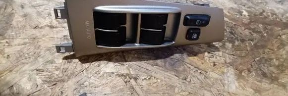 Toyota Corolla E120 E130 Electric window control switch