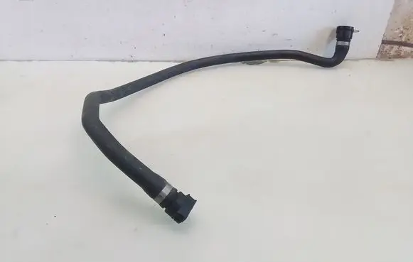 BMW 5 E60 E61 Engine coolant pipe/hose