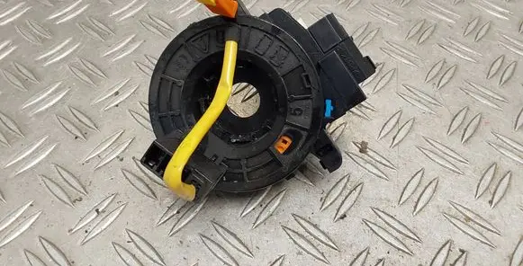 Toyota Prius+ (ZVW40) Airbag slip ring squib (SRS ring) 8924574010