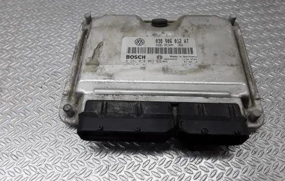 Seat Toledo II (1M) Engine control unit/module 038906012AT 0281010062