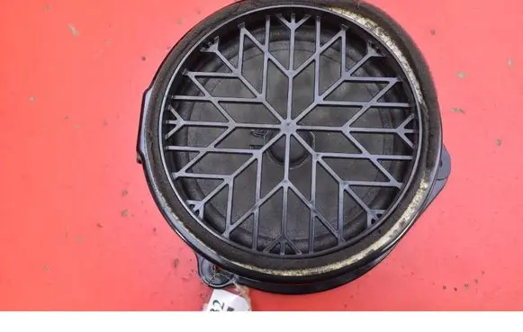 Audi Q7 4L Subwoofer speaker 4F0035415