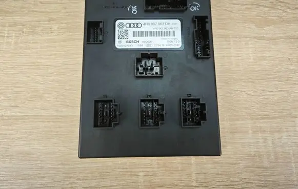 Audi A6 C7 Comfort/convenience module 4H0907063DH