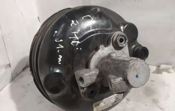 Audi A6 S6 C6 4F Brake booster 4F0612105N