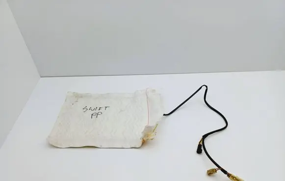 Suzuki Swift I Seat heating element 8537063J00