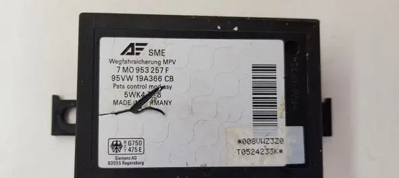 Volkswagen Sharan Immobilizer control unit/module 7M0953257F