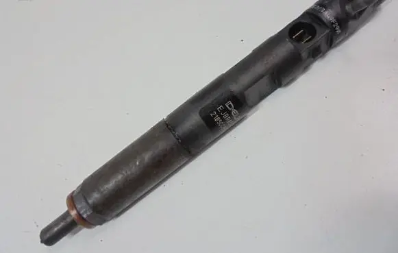 Renault Kangoo I Fuel injector 8200815416