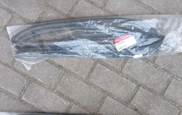 KIA Ceed Rubber seal front door (on door) 82130A2000