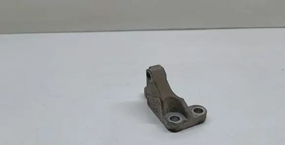 BMW 2 F46 Fuel pump bracket 8511628