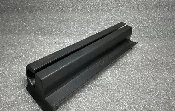 Audi A8 S8 D2 4D Sliding door rail trim 4D0881349C