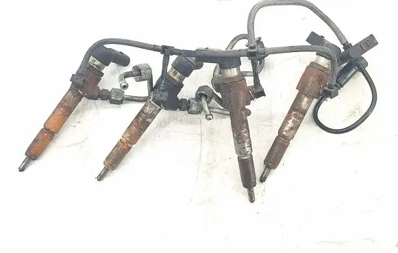 Ford Mondeo MK IV Fuel injectors set 