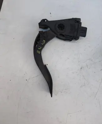 Audi A4 S4 B8 8K Accelerator throttle pedal 8K1721523 6PV00950500