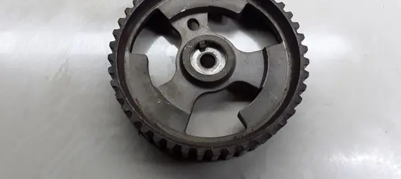 Citroen C4 I Camshaft pulley/ VANOS 9657477580