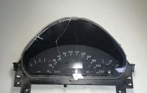 Mercedes-Benz A W168 Speedometer (instrument cluster) 09052680091