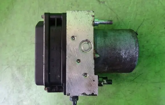 Subaru Forester SH ABS Pump 0265951586