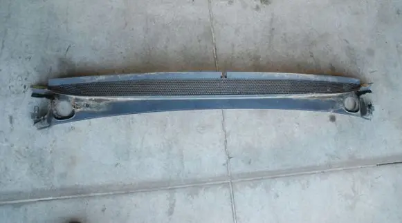 Citroen C4 II Picasso Wiper trim 9675943577