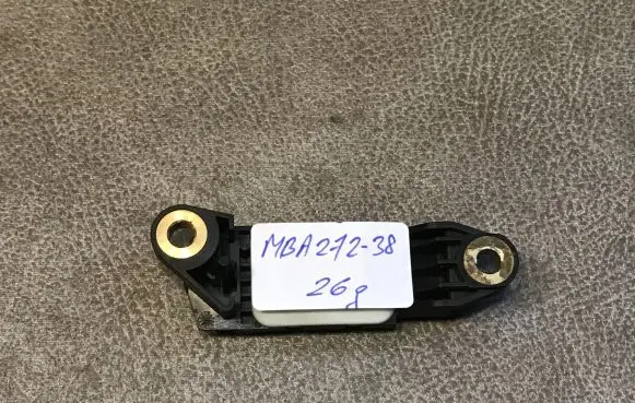 Mercedes-Benz E W211 Airbag deployment crash/impact sensor 0018209126