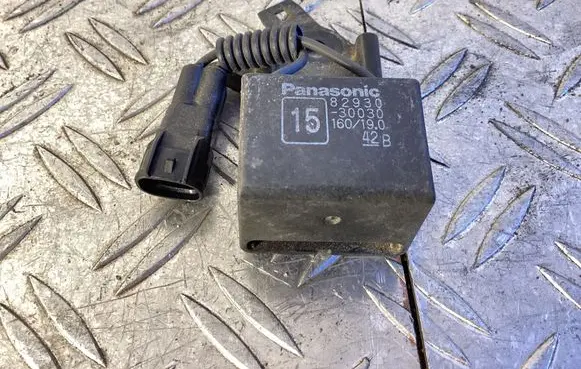 Lexus IS III XE30 Airbag deployment crash/impact sensor 8293030030