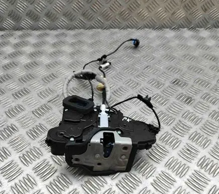Volkswagen Tayron I Coupe door lock (next to the handle) 3J2837015A