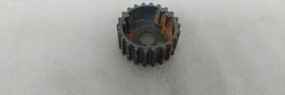 Audi Q3 F3 Fuel pump gear (pulley) 04L130111A 04L130101