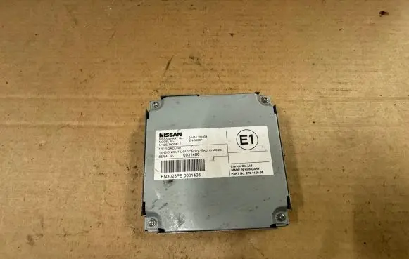 Nissan Leaf I (ZE0) Camera control unit module 284A13NH0B 0031408 EN3028P