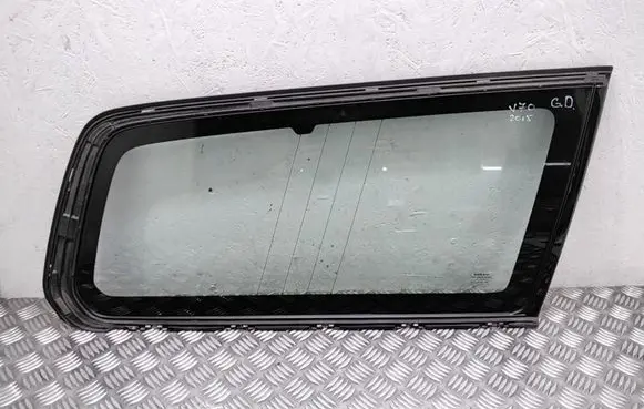 Volvo V70 Rear side window 31299704