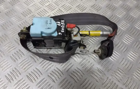 Mazda Xedos 6 Front seatbelt