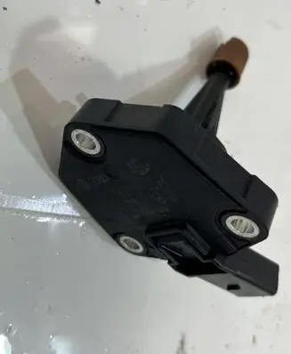 Audi A7 S7 4G Oil level sensor 