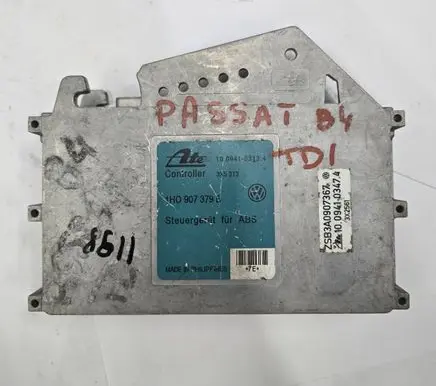 Volkswagen Golf III ABS control unit/module 1H0907379B 3X5313 10094103134